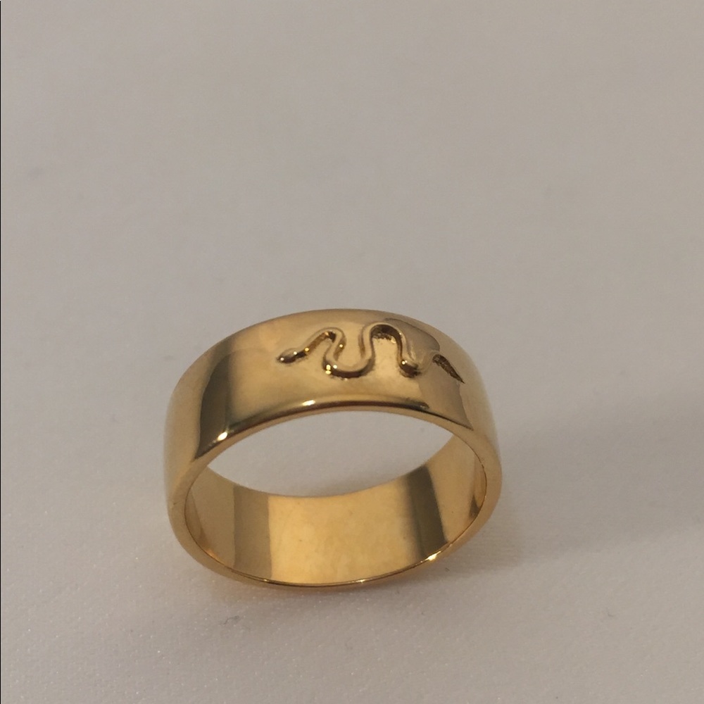 New Vanessa Mooney gold snake ring